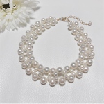 首元に華やかさをプラス レース風パールチョーカー