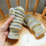 だんだん編みの手編みのミトン・送料無料