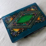 ほぼ日手帳カズン対応、Ａ５サイズ手帳カバー　牛革　刻印＆拭き染め