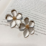 silver flower pierce