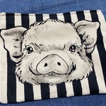 ハンドメイド&ハンドペイント ポーチ【ブタ】