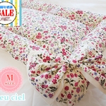 ＳＡＬＥ!!　大きなリボンのスクエアクッション　リバティ調花柄レッド（Ｍ）