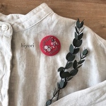 刺繍ブローチ