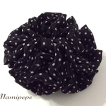 400円→300円ボリュームシフォンシュシュ(blackドット)