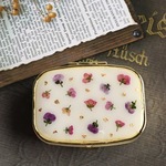 アリッサムの押し花ピルケース
