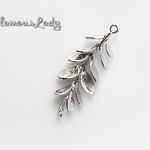 リーフのチャーム １色/１個/セット　16ｍｍ＊41ｍｍ