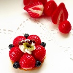 (再販！)strawberry&buleberryタルトマグネット