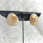 gold parts milk colourイヤリング