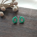 グリーンのしずくピアス      
