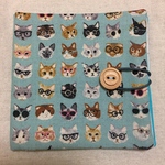 サニタリーポーチ  メガネねこ