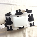  受注制作　Ｒabbit Face　オフホワイト　ビタット付きオムツポーチ　お尻ふき別収納可能　