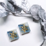 ❄️受注製作❄クリスマスコレクション・雪の結晶レジンアクセサリー(ピアス・イヤリング) 02
