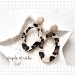sale♪パールベージ*ュcabochon×ハラコ調leopardドロップ【earring】