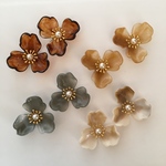 大ぶりフラワーピアス/イヤリング