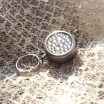 ［yu_pin様オーダー品］スワロのミニリールキーホルダー（MR－W）