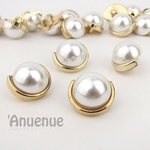 パールシャンクボタン18mm【Half moon】4個