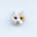 猫ブローチ - 茶ぶち猫 -