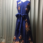 シンプルで綺麗なラインのワンピースお仕立てします