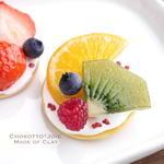 【送料無料】ホワイトチョコクッキーブローチ（キウイ・オレンジ）