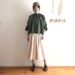 バンドカラーギャザーブラウス　タイプライター