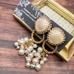 個性的 nail cabochon ゴールドベージュ volume pearl 大ぶり ピアス/イヤリング