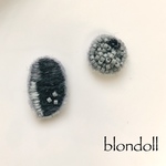 アシンメトリー 刺繍ピアス❁⃘*.ﾟイヤリング*ﾟブラック×グレー