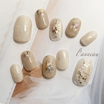 大人ニュアンスネイル ホワイト ナチュラルネイル 結婚式 成人式 ブライダルネイル　前撮り