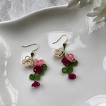 タティングレース☆お花のガーリーピアス