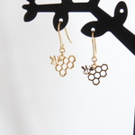 ミツバチ　ピアス