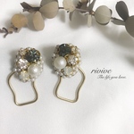 グレー と パール ビジュー の お洒落な ピアス or イヤリング