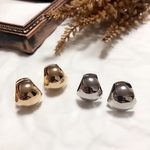 ゴールド/シンプルピアス 小ぶり  小粒 ゴールドピアス 樹脂 アレルギー対応 上品 お呼ばれ 結婚式 