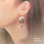 薔薇とクリスマスローズのピアス