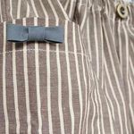 ナチュラルなミモレ丈のコットンスカート