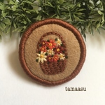 お花の刺繍ブローチ✴︎585