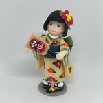椿の着物のお正月飾り❣️羽子板遊び