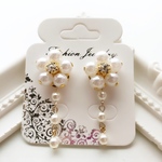 ♡再販♡パールフラワーピアス／イヤリング