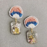 peach×blue刺繍ピアス