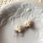 ふわふわオーガンジーリボンとパールのピアス／イヤリング