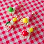 💘魔法のおててちゃん✋2ペアセット♡ピアス／イヤリング♠キッチュ♠