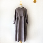 【ねむりんご様専用☆】フリルネックとパフ袖のロングワンピース☆あずきミルク