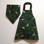 110cm 恐竜G（深緑）ゴム紐　子供用エプロン（三角巾／給食帽・巾着袋オプション）