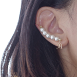 コットンパール＆イニシャルのピアス