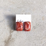 レンガ色の大理石風ストーンイヤリング