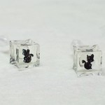 ねこキューブピアス