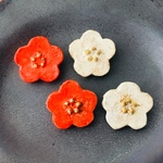 梅の花ブローチ 紅白セット