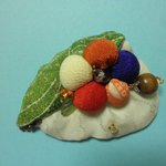ブローチ｢森の贈り物｣