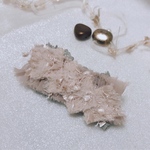 小さめもこもこリボンのヘアクリップ