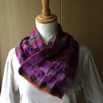 カシミアウールの段染めカウル