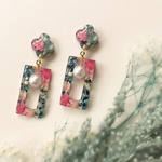 ❄️受注製作❄️お花いっぱい小花ｘレクタングル(ピアス・イヤリング)