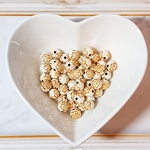 【素材】花模様 アクリルビーズ 50個